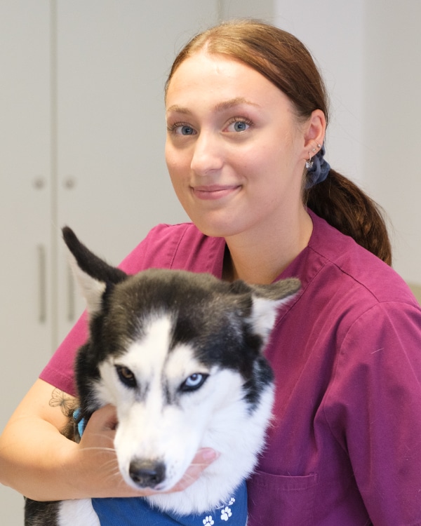 Auszubildende zur Tiermedizinischen Fachangestellten Julia Rupar